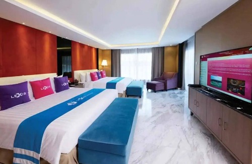 Tanjung Pelandok Resort | Discount Hibiscus Imperial Suite Water Chalet