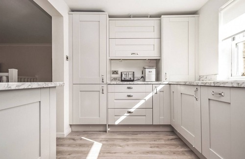 Callander Cottage | Discover luxury in Callander’s heart with this three-bedroom villa.