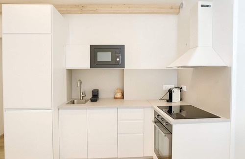 Beausoleil Apartment | Discover our fully furnished 35m2 two-room apartment, equipped with a washing machine