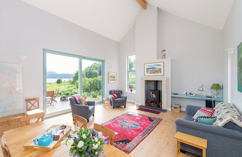 The Hebrides Cottage | Discover the Applecross Peninsula from this stunning holiday property.