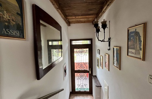 Ospedaletto di Pescantina Apartment | Discover the magic of the Euganeah Hills, bike lovers, close to relaxing thermal area.