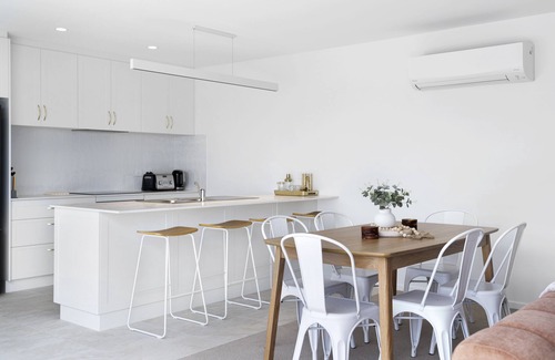 Glenorchy Apartment | Discover Your Perfect Stay in Glenorchy: Modern Townhouse