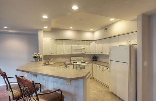 North End Condo | Discovery Bay Resort #206 – 2Bed-2Bath Suite