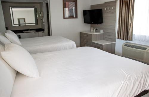 Hayward Hotel | Discovery Inn