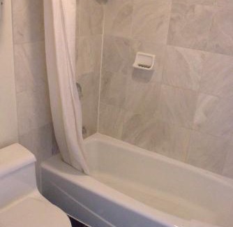 Hayward Hotel | Discovery Inn