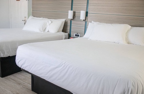 Hayward Hotel | Discovery Inn