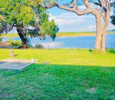 Gaborone Hotel | Ditlhapi Cottages