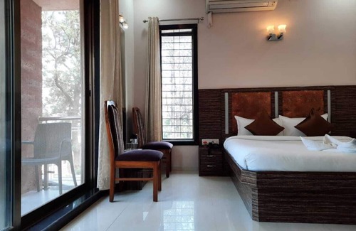 Mahabaleshwar Villa | Divyansh Villa Valley view
