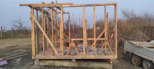 Baracska Other | DIY - Build A Unit