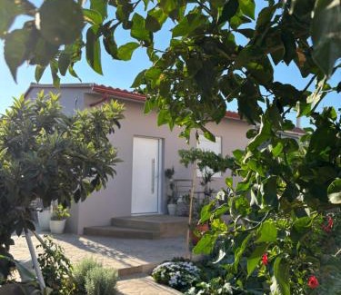 Spata-Artemida Apartment | DM Studios Near Athens Airport