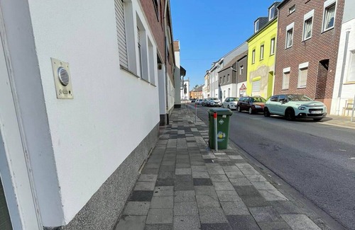 Birkesdorf Apartment | Dn05 - Schöne 2 Zimmer Erdgeschoss-ferienwohnung in Düren, 57qm, 2 Schlafzimmer, Max. 5 Personen