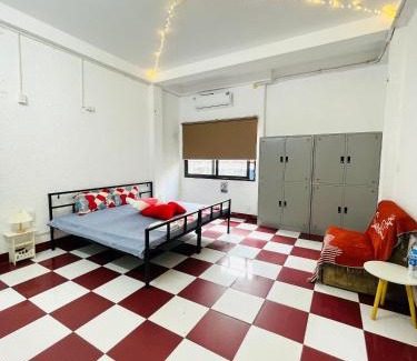 Yen Phu Hotel | Dnut's House