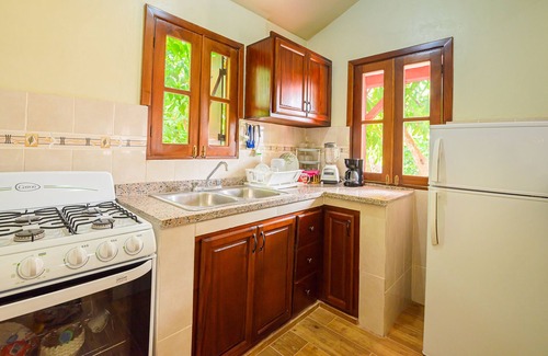 Imbert Villa | Beautiful Villa in Dominican Republics lush green tropical Carribbean