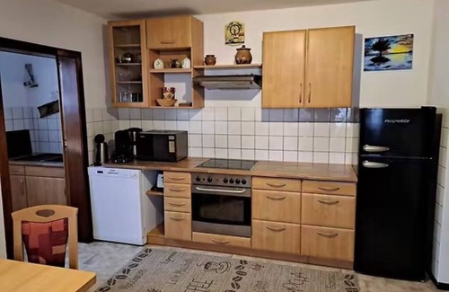 Lieg Apartment | Do-Meyer-Fewo 2 - Barrier-free, pet-friendly apartment in Lieg