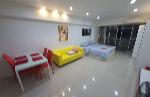 Bang Na Condo | do not book this place, i can not block the calendar, any booking will be cancel