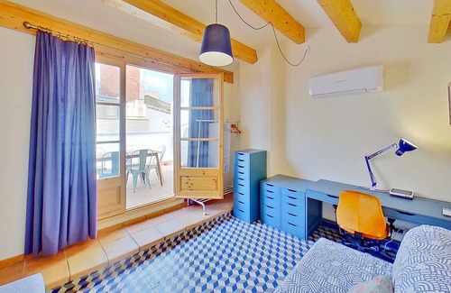 Arenys de Mar House | DO YOU WANT TO STAY IN A HOUSE WITH MORE THAN 120 YEARS OF HISTORY?