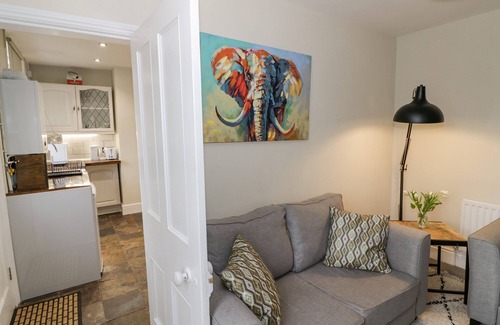 Bewdley House | DOBBIES DEN, pet friendly, with a garden in Bewdley