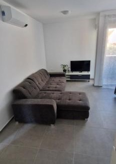 Valdebek Apartment | Dobby