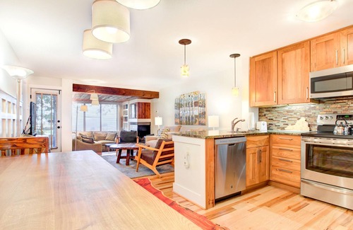 Wintergreen Condo | Dobie 04 with Wintergreen Advantage