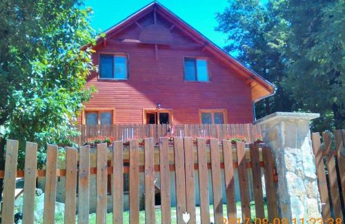 Szentendrei House | Dobogókő vendégház