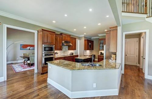Huntersville House | Dock Holiday by AvantStay Custom Home New Dock