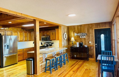 Centre House | Dock Holiday on Weiss