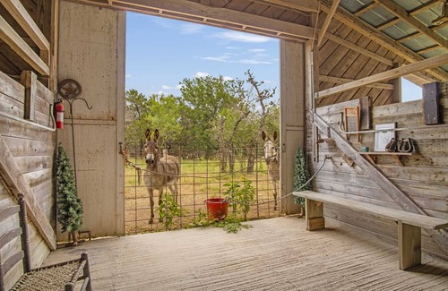 Bandera House | Doe Creek Horse Ranch in Bandera