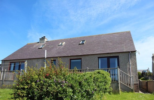 Isle of Lewis House | Dog friendly 6- Bedroom House in Isle of Lewis - great for families and large groups