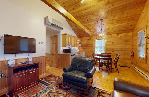 Northport Cabin | Dog-friendly cabin with kitchen, firepit, AC, gym, ping-pong & fun awaits