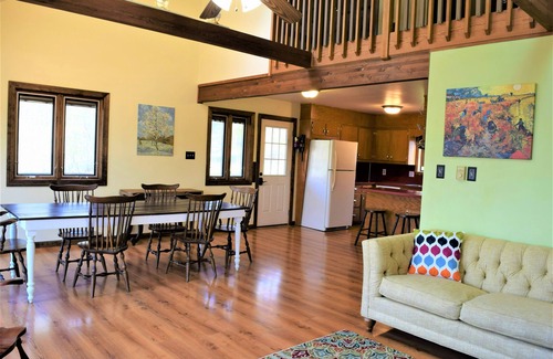 Stroudsburg Ski Chalet | Dog-Friendly Chalet in the Heart of the Poconos-Fenced Yard