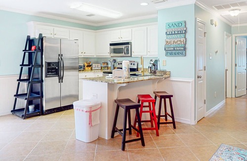 Dauphin Island House | Dog-friendly, corner townhome steps from the beach with patio & WiFi