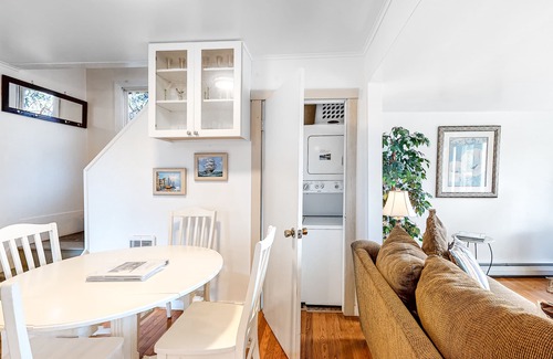 Owls Head Cottage | Dog-friendly cottage with amazing bay views & deck - snowbirds welcome