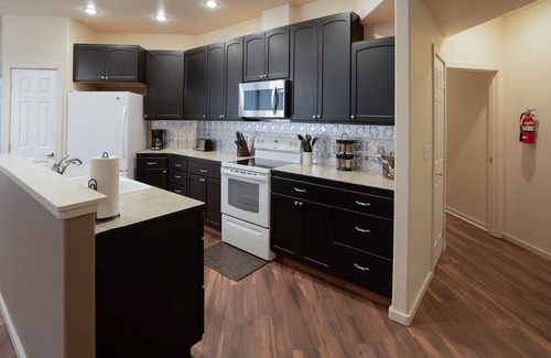 College Place House | Dog-Friendly Duplex with Large Yard, and Great Location Next to WWU