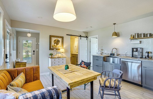 Reno House | Dog-Friendly Guest House on Horse Ranch in Azle!