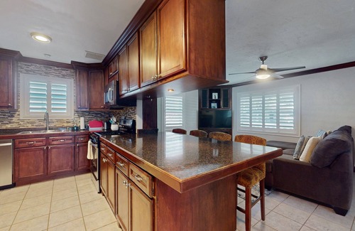 Coronado House | Dog-Friendly Home with Enclosed Yard, Central AC, Washer/Dryer & Free WiFi