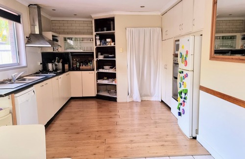 Currimundi House | Dog friendly, spacious duplex, close to beautiful Currimundi beach.