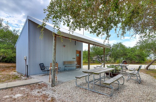 Aransas Pass House | Dog-friendly, tree-lined home at RV Haven with patio, WiFi & AC - near beaches