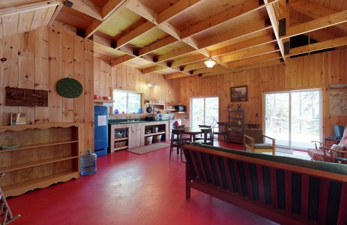 Northeast Somerset Cabin | Dog-Friendly Waterfront Home with Dock Access & Firepit - Close to Fishing & Hiking