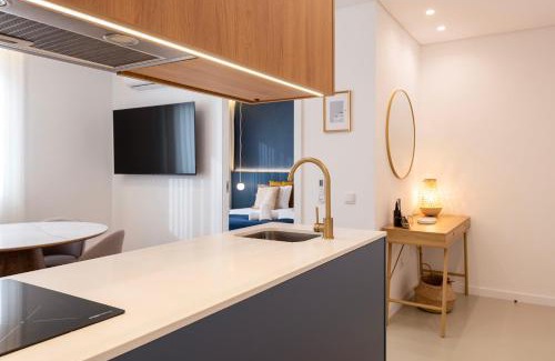 Centro / Baixa Apartment | DoisPontoZero NAVY