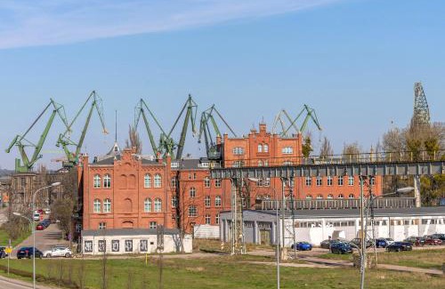 Mlyniska Apartment | DOKI Living - Foodhall & Parking by Downtown Apartments