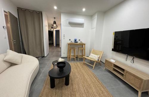 Mornant Apartment | Dolce Vita