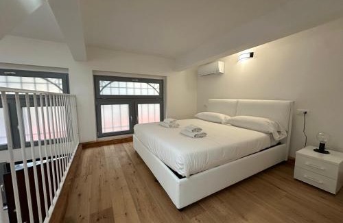 Zona Farini Apartment | DolceLoft Isola