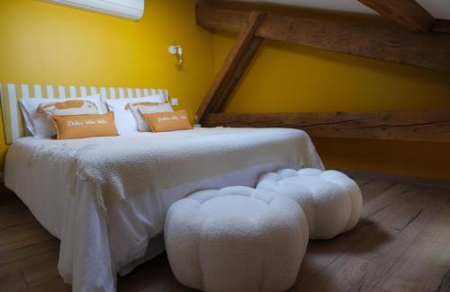 Centre Ville Apartment | Dolcevita Suite - Signature italienne avec spa et filet