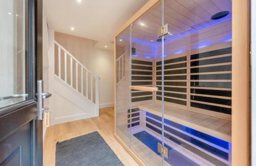 Tremain House | Dolfor