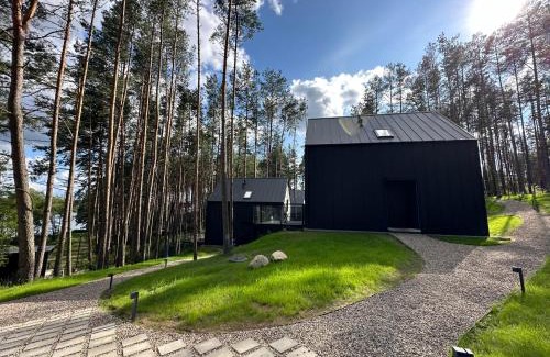 Lubiana House | Dolina Ciszy - Wypoczynek i relaks pod sosnami