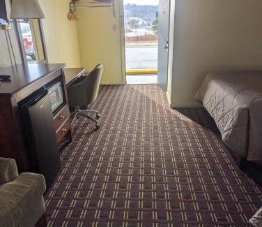 Somerset Hotel | Dollar Inn