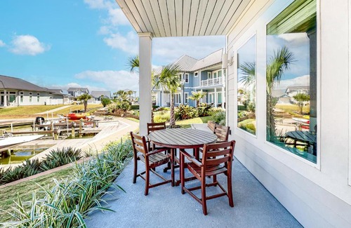 Rockport Villa | Dolphin View