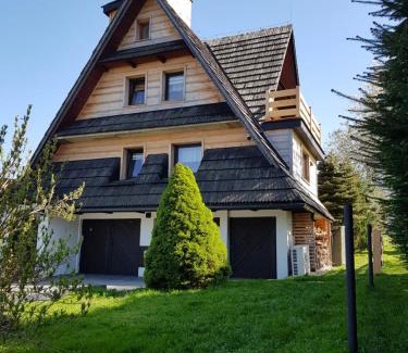 Czerwienne House | Dom Górski Klimat-Willa 160 m2 z wewnętrzną sauną fińską, zniżki do Term Gorący Potok