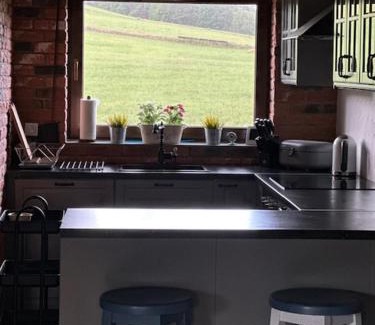 Sulecki Borek House | Dom na Kaszubach Sulęczyno z widokiem na jezioro