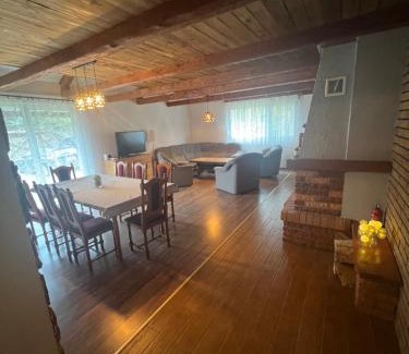 Margonin House | Dom nad jeziorem margonińskim Sport & Wypoczynek